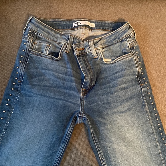 ZARA Skinny Jeans Size 2 - 13”W x 34”L  - Rise 9” - Picture 7 of 13